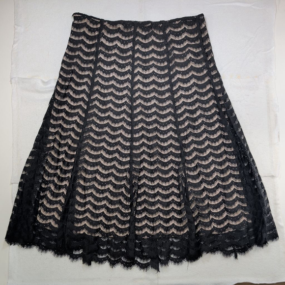 Apt. 9 Dresses & Skirts - Women's Apt. 9 Black & Beige Lace A-Line Skirt Size 10